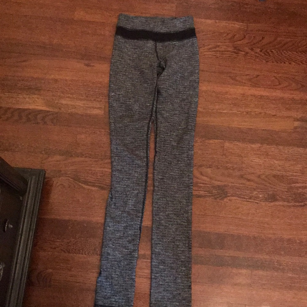 Lululemon size 2 grey and black leggings