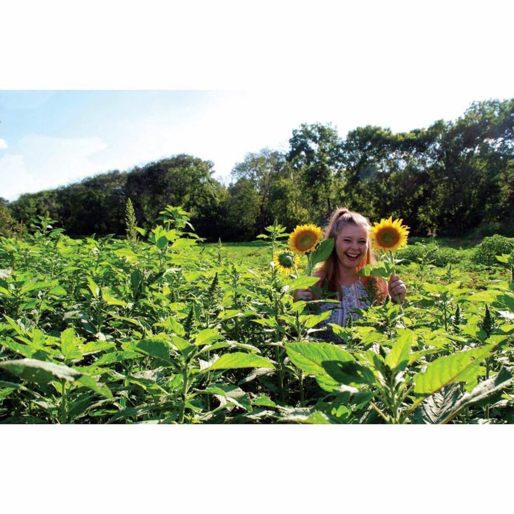 Meet your Posher, Courtney