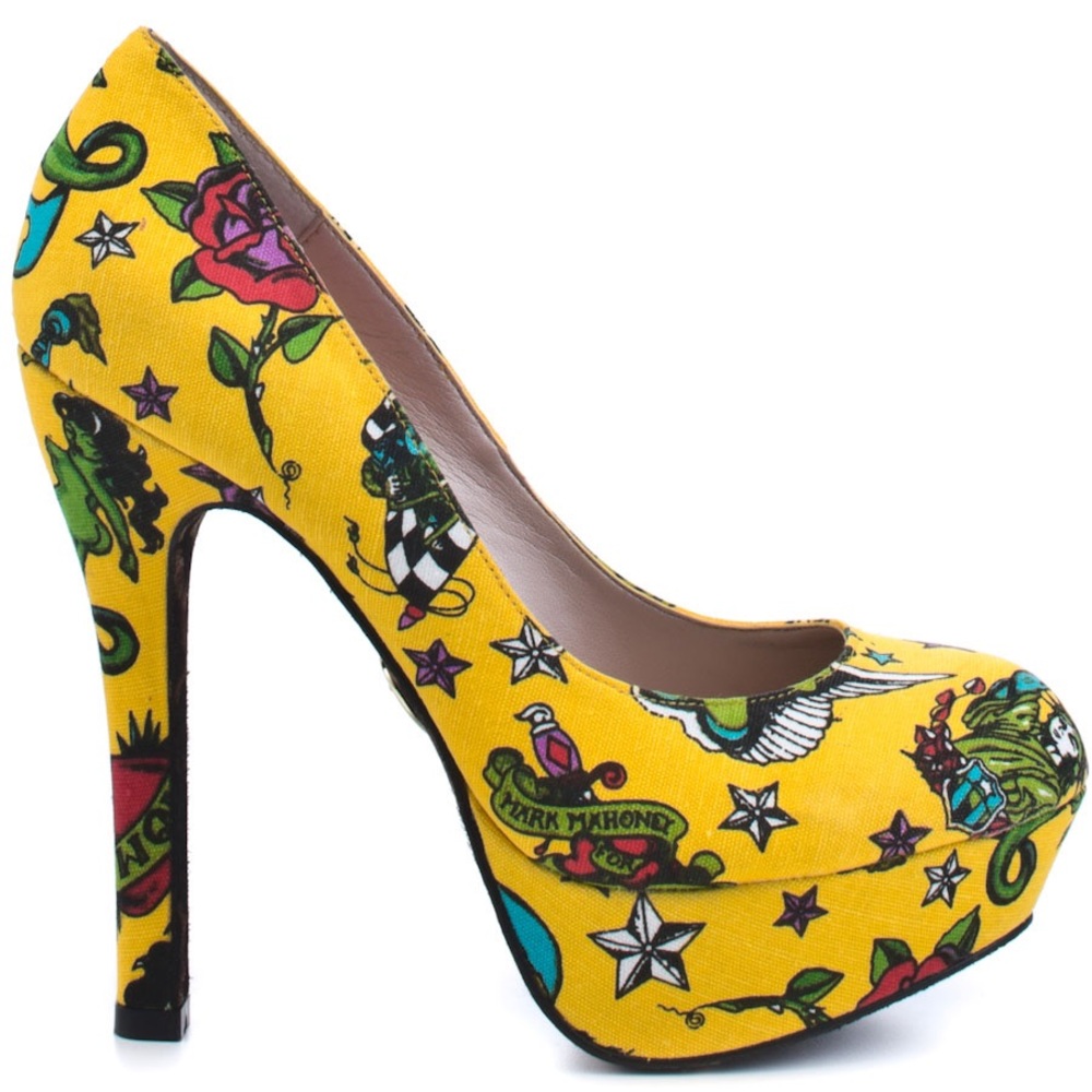 NEW Betsey Johnson Diskko - Tattoo Print YELLOW 10