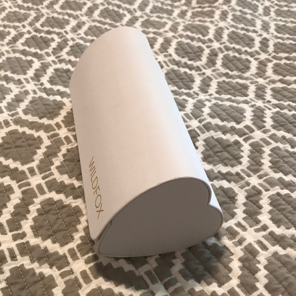 Wildfox heart sunglass case
