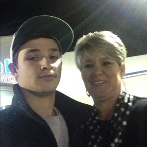 Meet your Posher, Pam