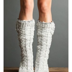 Lemon brand: Double Twist Floral Blizzard Slippers