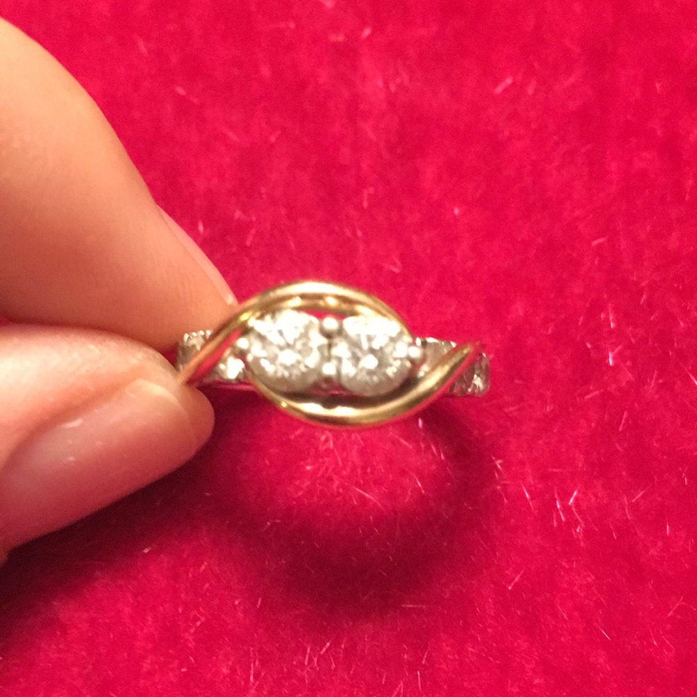 Ever Us ring.  Size 6.5.  Only been worn twice.