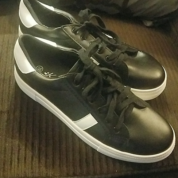 Kai Li Shoes - Kai Li sneakers