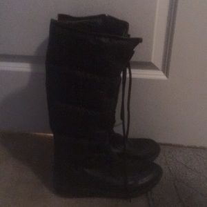 Naturalizer N5 Comfort Winter Boot- Great