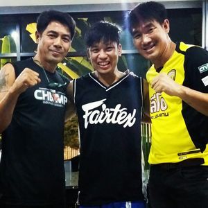 Meet your Posher, Yoshi