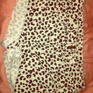 Leopard shorts