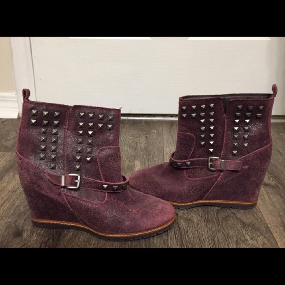 Sketchers Studded Wedge Bootie
