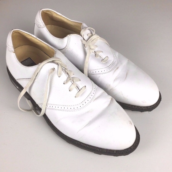 Nike Shoes - Nike Bella Last Golf Shoes White Saddle Oxfords 9