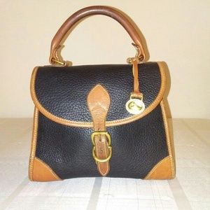 Dooney&Bourke purse 👜