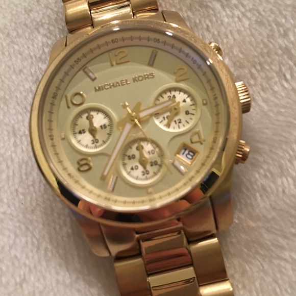 Michael Kors Gold Watch - Picture 2 of 4