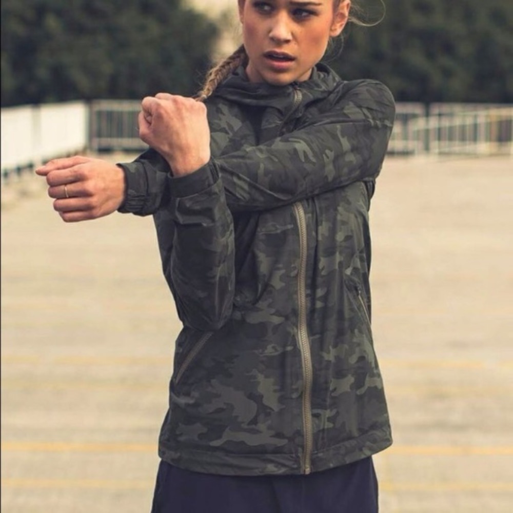 ISO LOOKING for this!!! Lululemon rise and shine