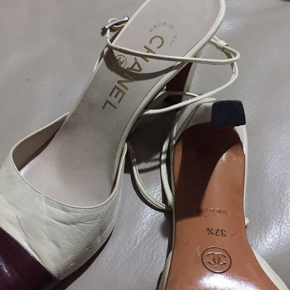 Chanel pumps
