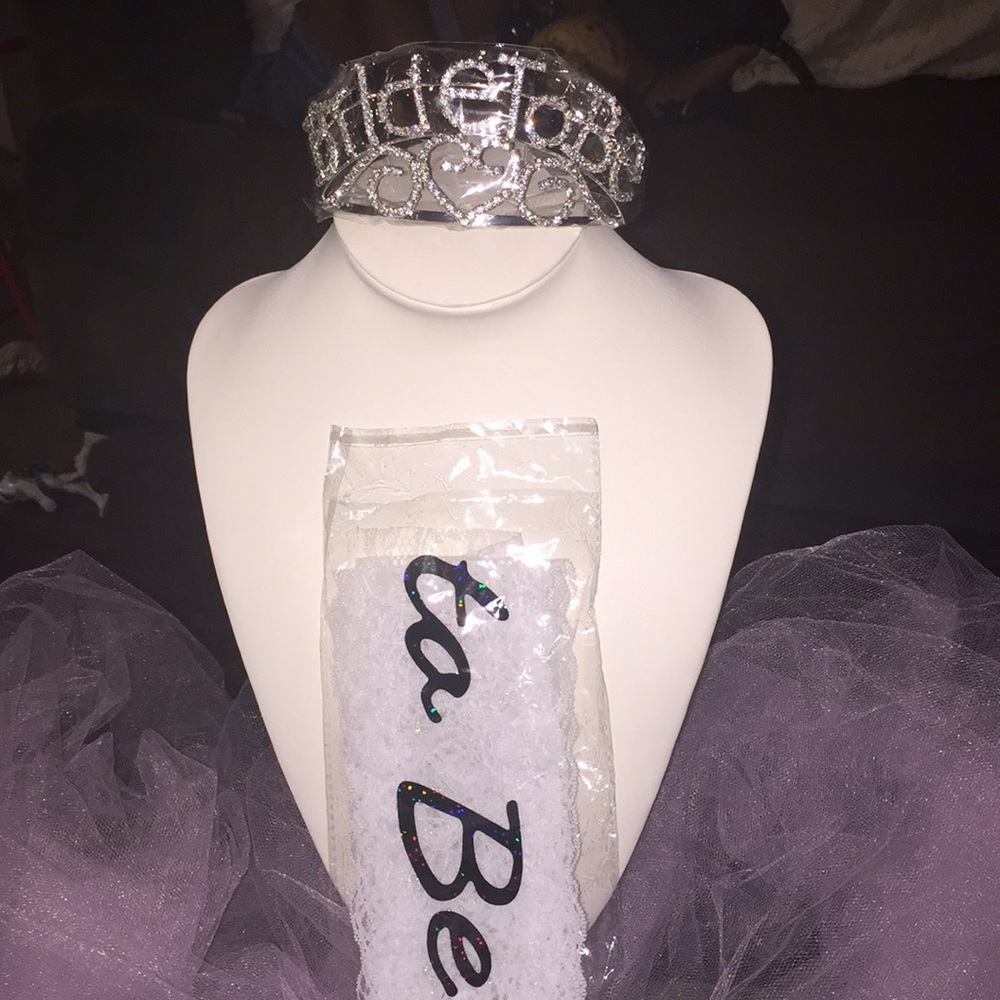 Bride To Be Bridal Shower Set