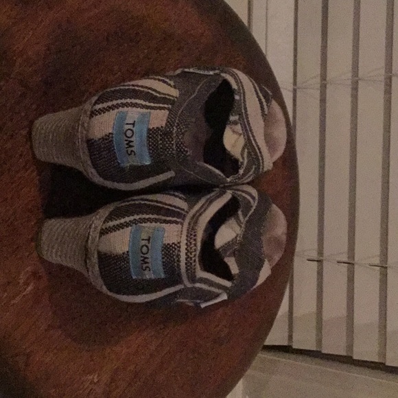 Toms Peep Toe Wedge - Picture 2 of 3