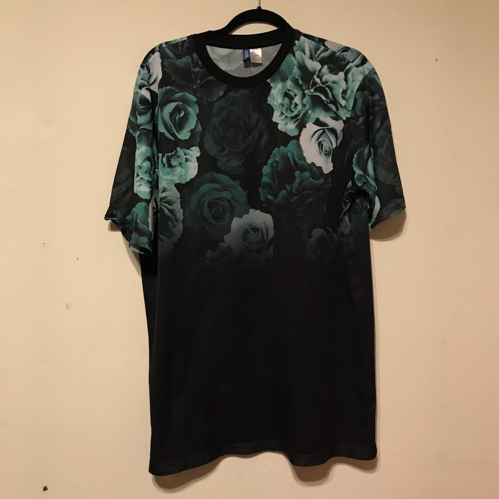 H&M floral jersey t shirt!