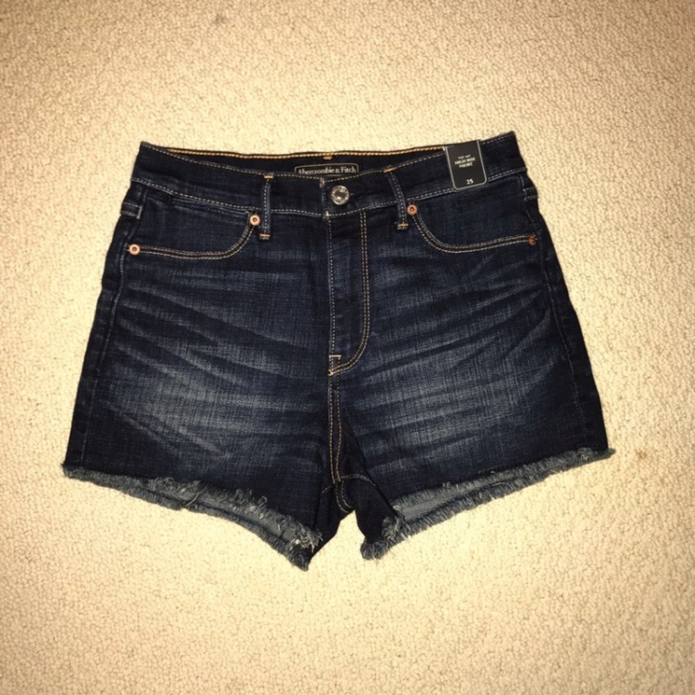 Abercrombie and Fitch high rise shorts