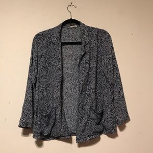 Floral super lightweight blazer from UO!