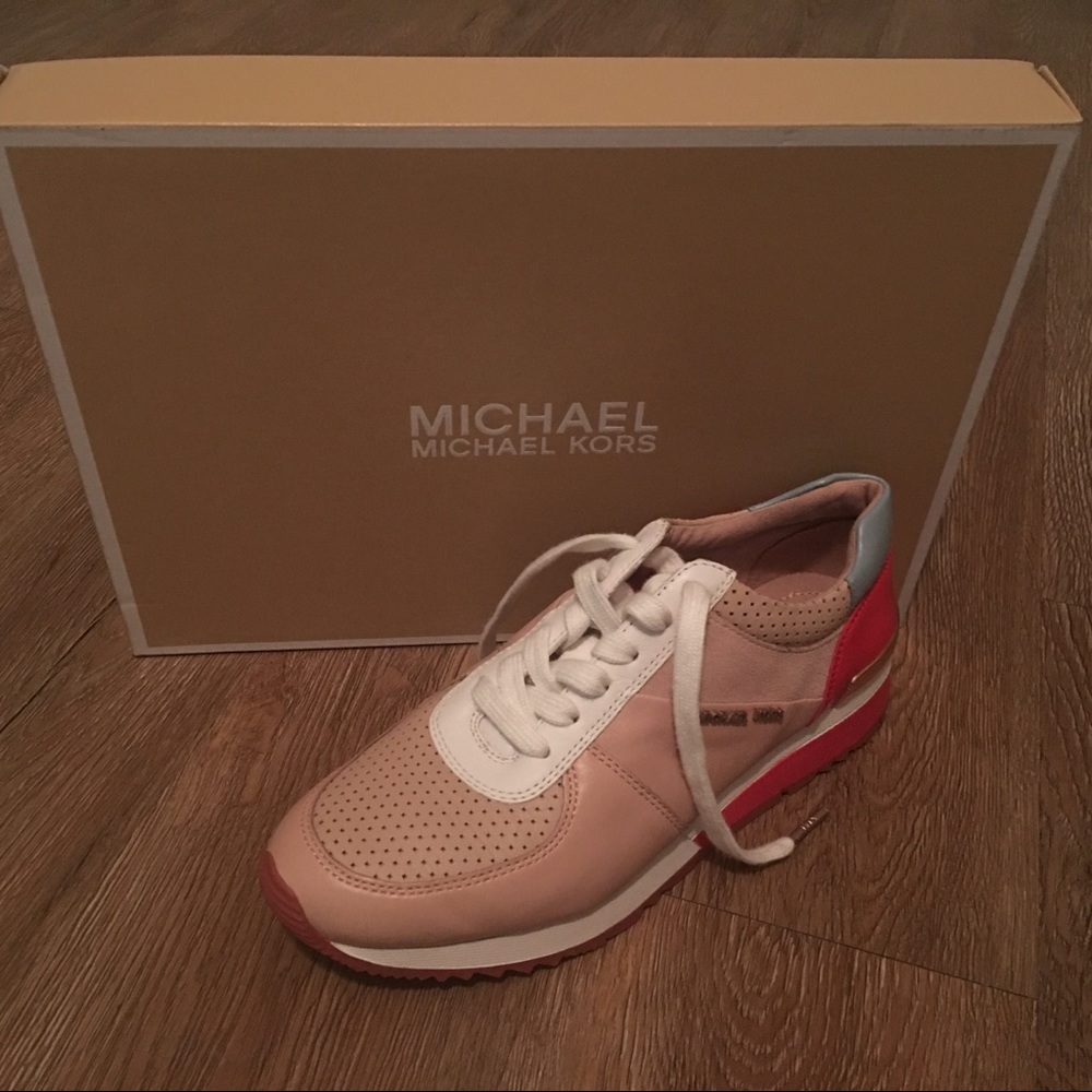MICHAEL KORS Allie Trainer
