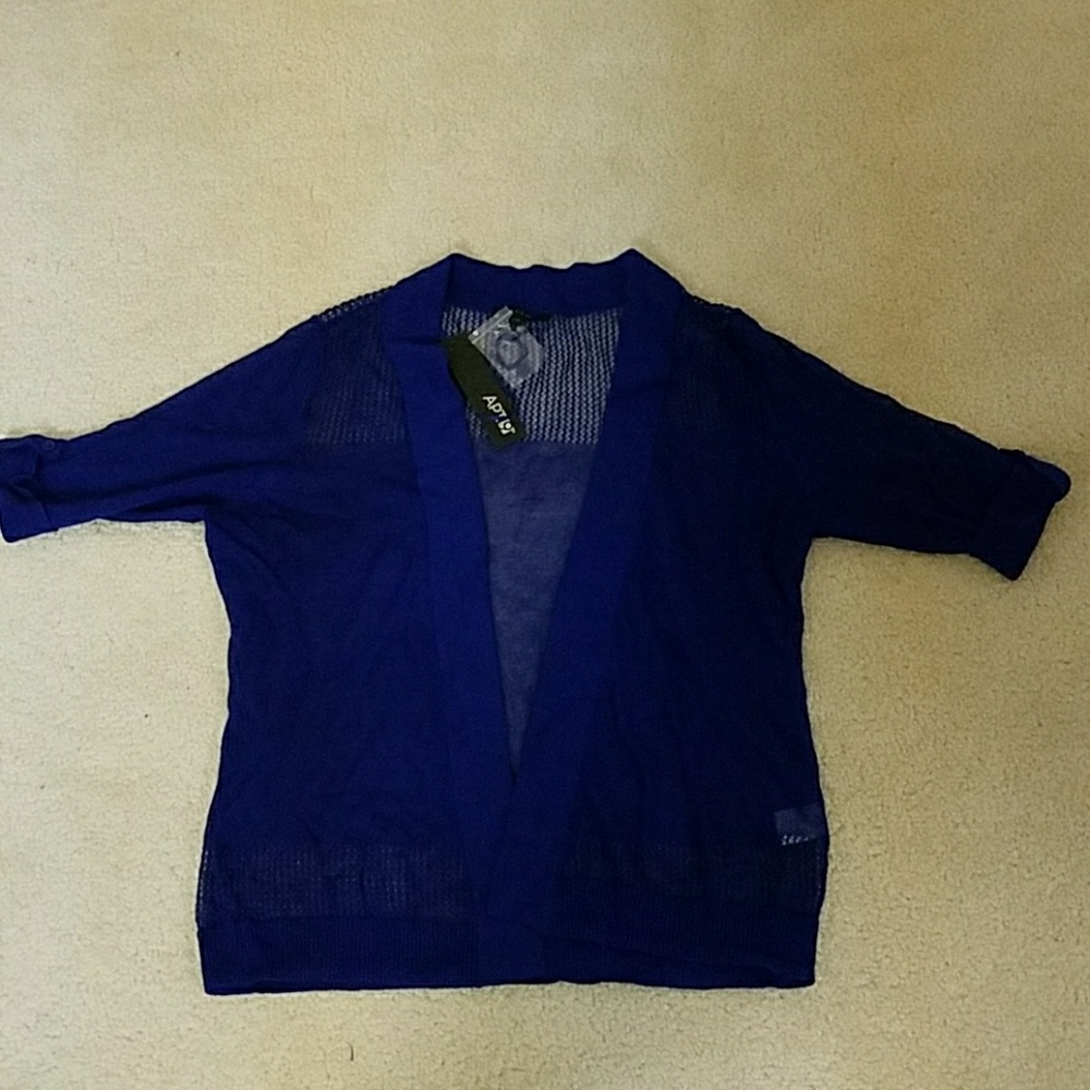 NWT Apt 9 Cardigan