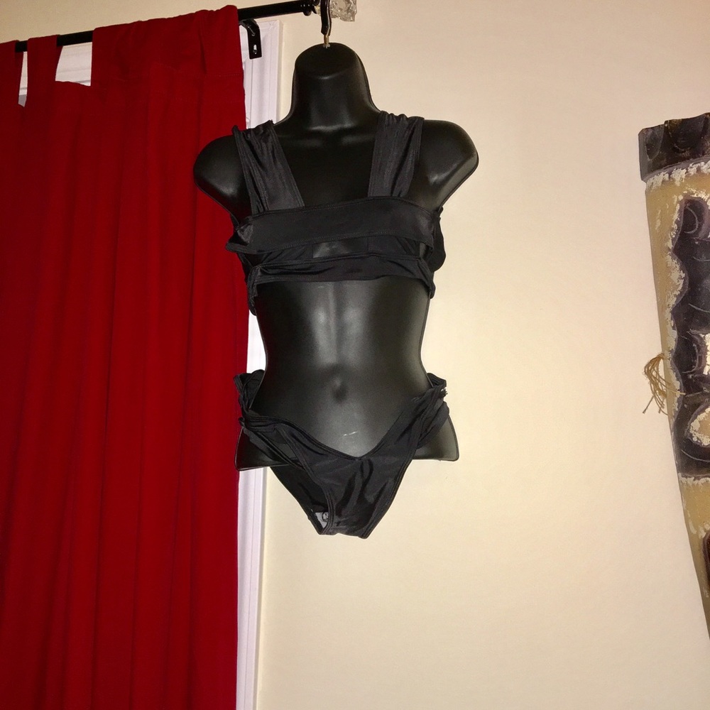 Bathing Suits - Picture 3 of 4
