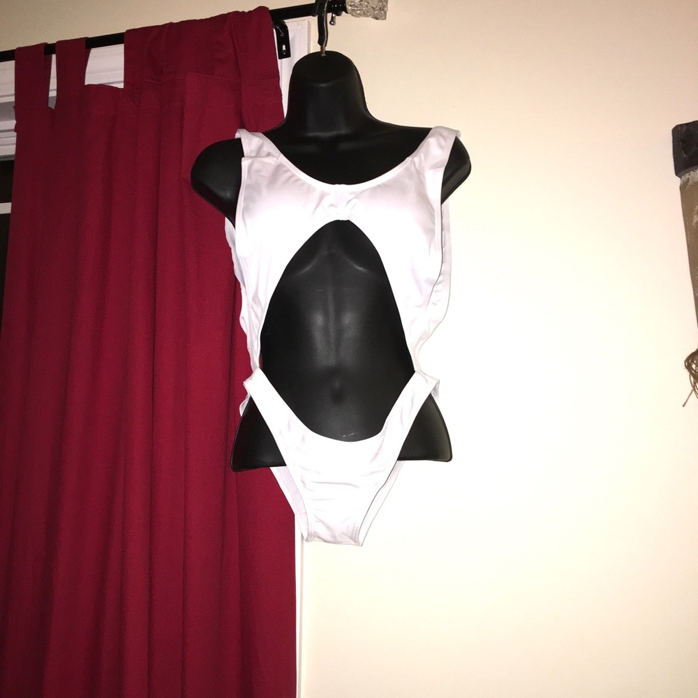 Bathing Suits - Picture 4 of 4