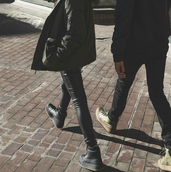 Puma waterproof boots - Picture 2 of 2