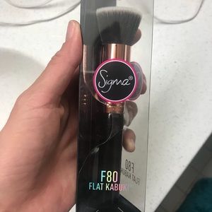 BRAND NEW Sigma F80 Brush and used IT blending