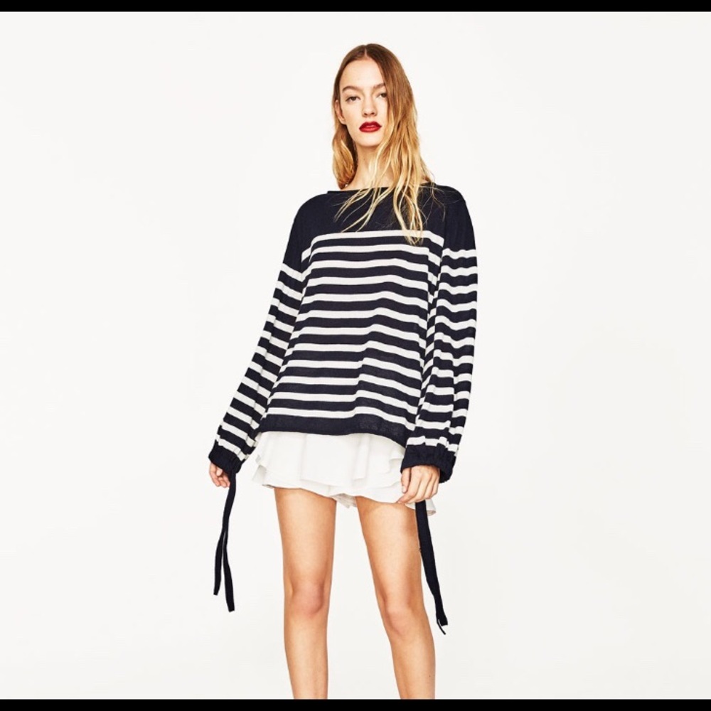Zara Sweater - Picture 1 of 2