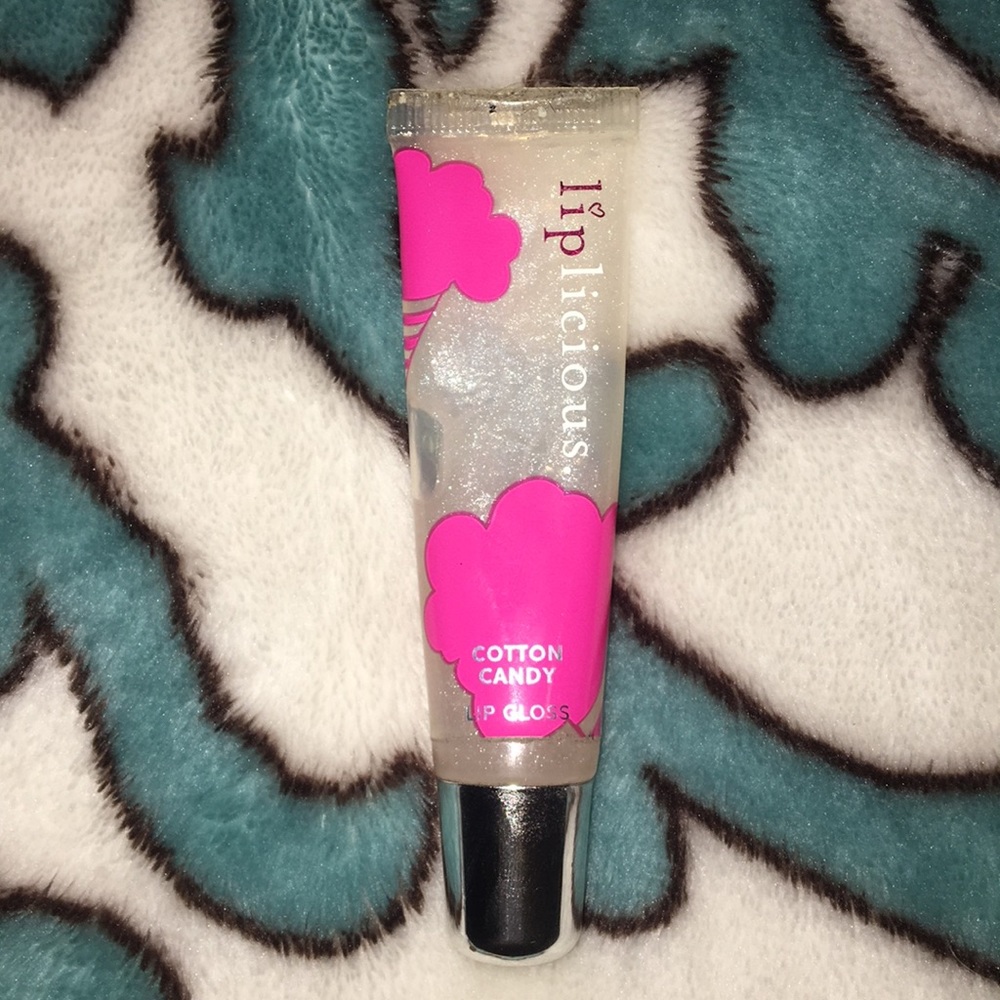 Bath and body work cotton candy lipgloss.
