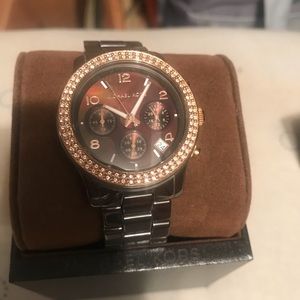 Michael Kors watch brown with rose gold!
