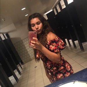 Meet your Posher, Carina