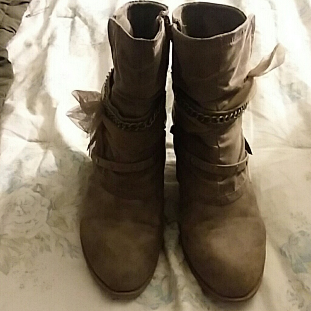 Size 10 booties