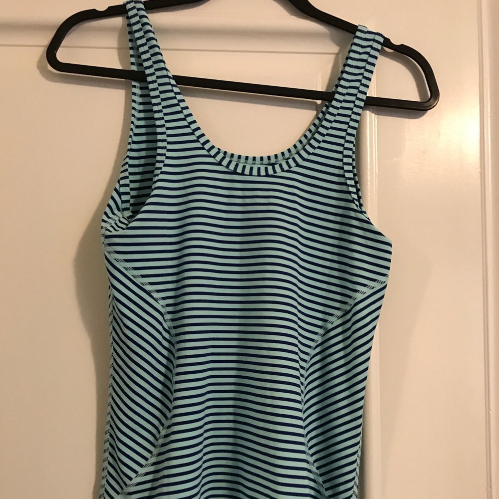 Zella athletic tank shirt blue striped medium
