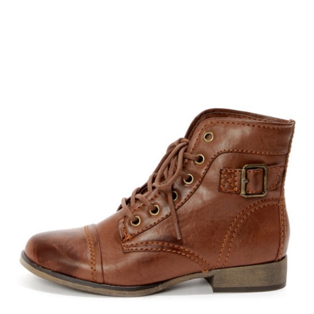 Steve Madden / Combat Boots