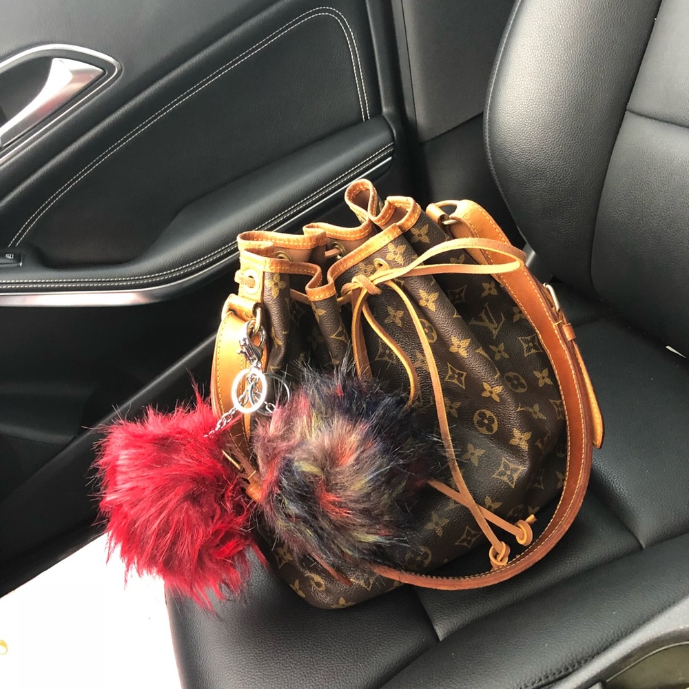 Authentic Louis Vuitton Petit Noe