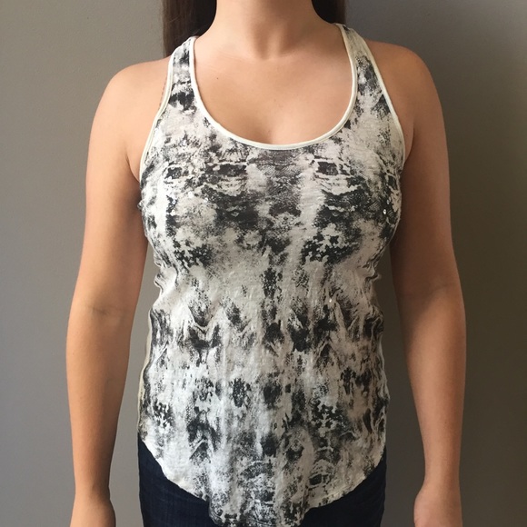 Express Snakeskin-Patterned Razorback Tank - Picture 2 of 5