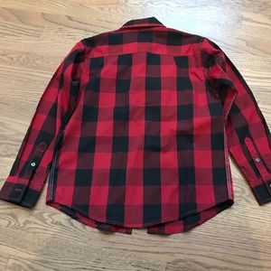 Calvin Klein Shirts & Tops - Calvin Klein size 10-12 boys button up shirt Calvin Klein Shirts & Tops - Calvin Klein size 10-12 boys button up shirt