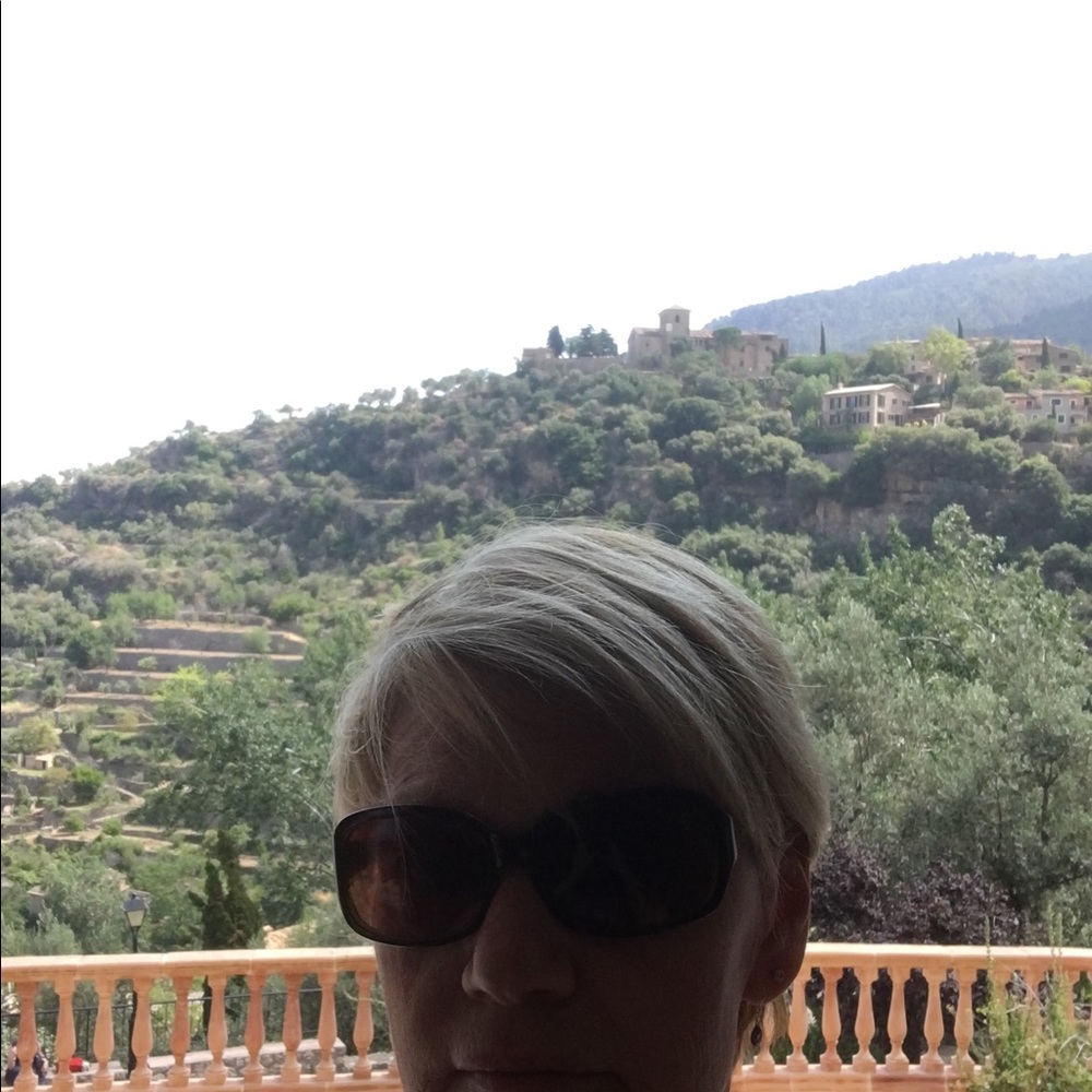Meet your Posher, Kim