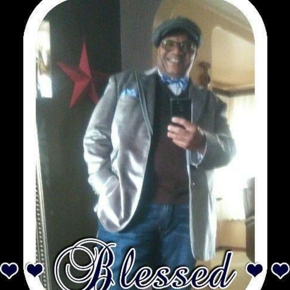 Meet your Posher, Ernest