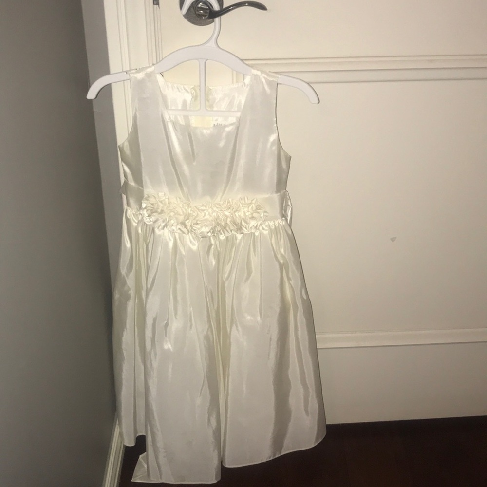 Gorgeous Flower Girl Dress!