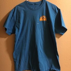 Adventure time t-shirt - Jake in pocket