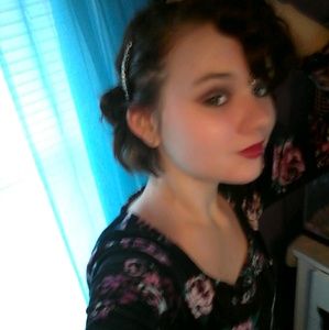 Meet your Posher, Anastasia