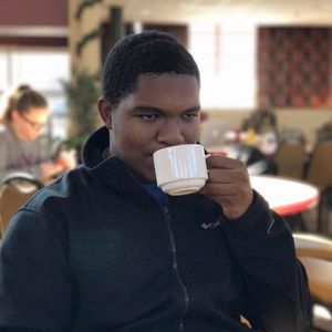 Meet your Posher, Tj
