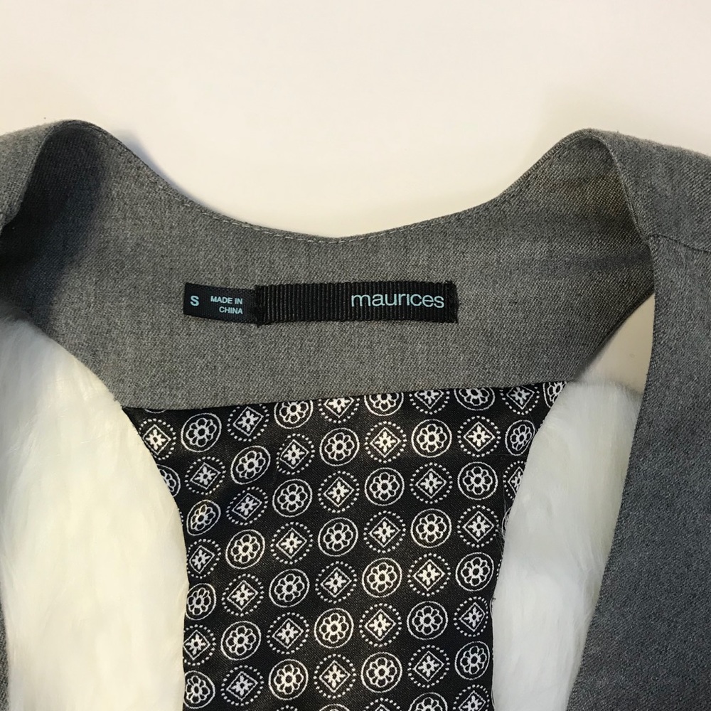 Maurice’s Structured Vest Size Small - Picture 6 of 8