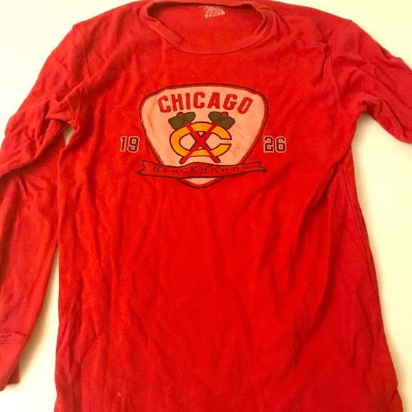 Red Chicago Blackhawks Long Sleeve Shirt - Small - Picture 1 of 2