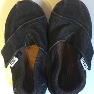 Toddler Toms, Black, size 6