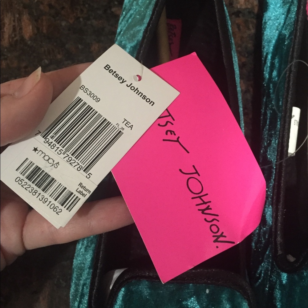 Teal velvet Betsey Johnson slippers - Picture 4 of 8