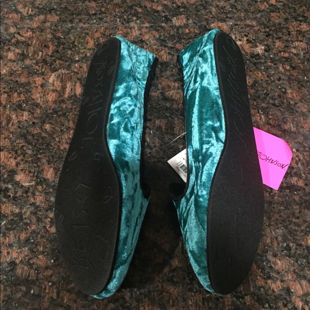 Teal velvet Betsey Johnson slippers - Picture 5 of 8