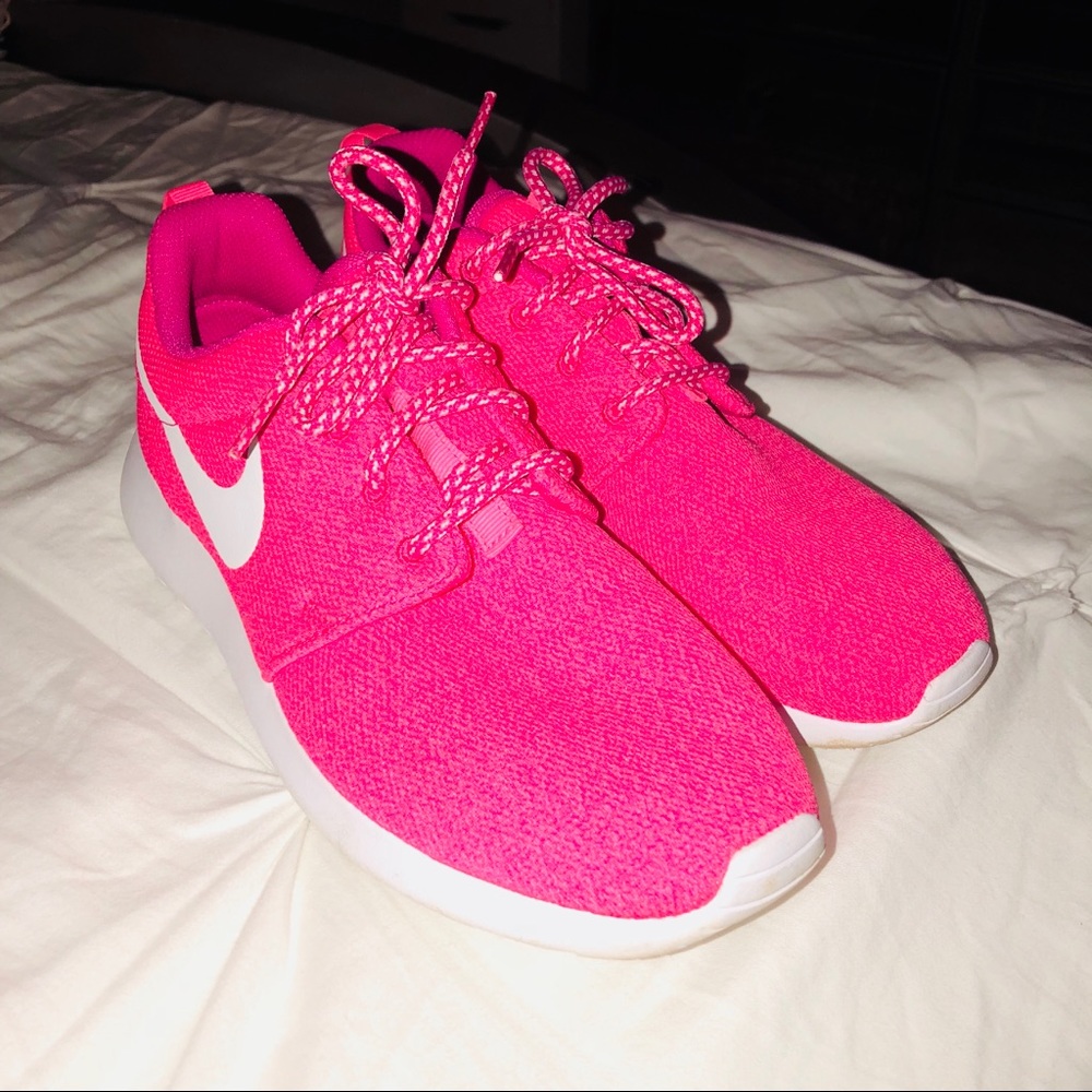 Pink nike Sneakers